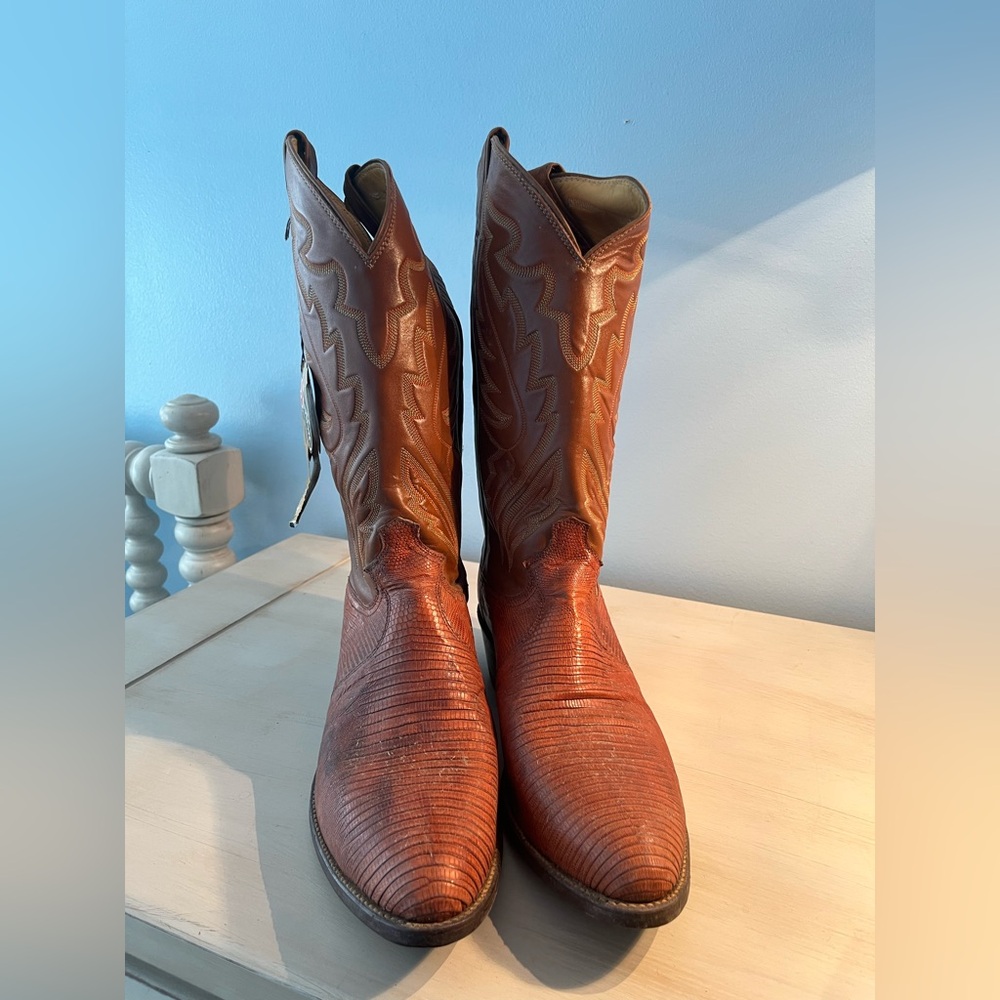 Justin armadillo/leather Vintage 12 boots with tags